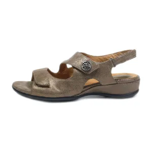 Clarks Flat Sandals Leather Brown Colour For Women