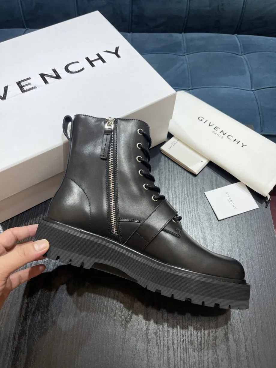 Given Squared Derbies With 4G Buckle Boots Black For Men GVC