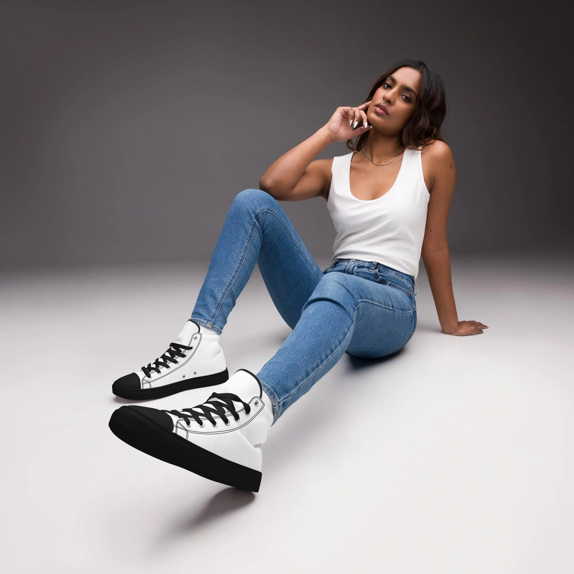 iSAW Womens White / White Black High-Top Canvas Shoes