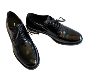 MIU MIU BLACK PATENT LEATHER CRYSTAL HEELS OXFORDS (37.5)