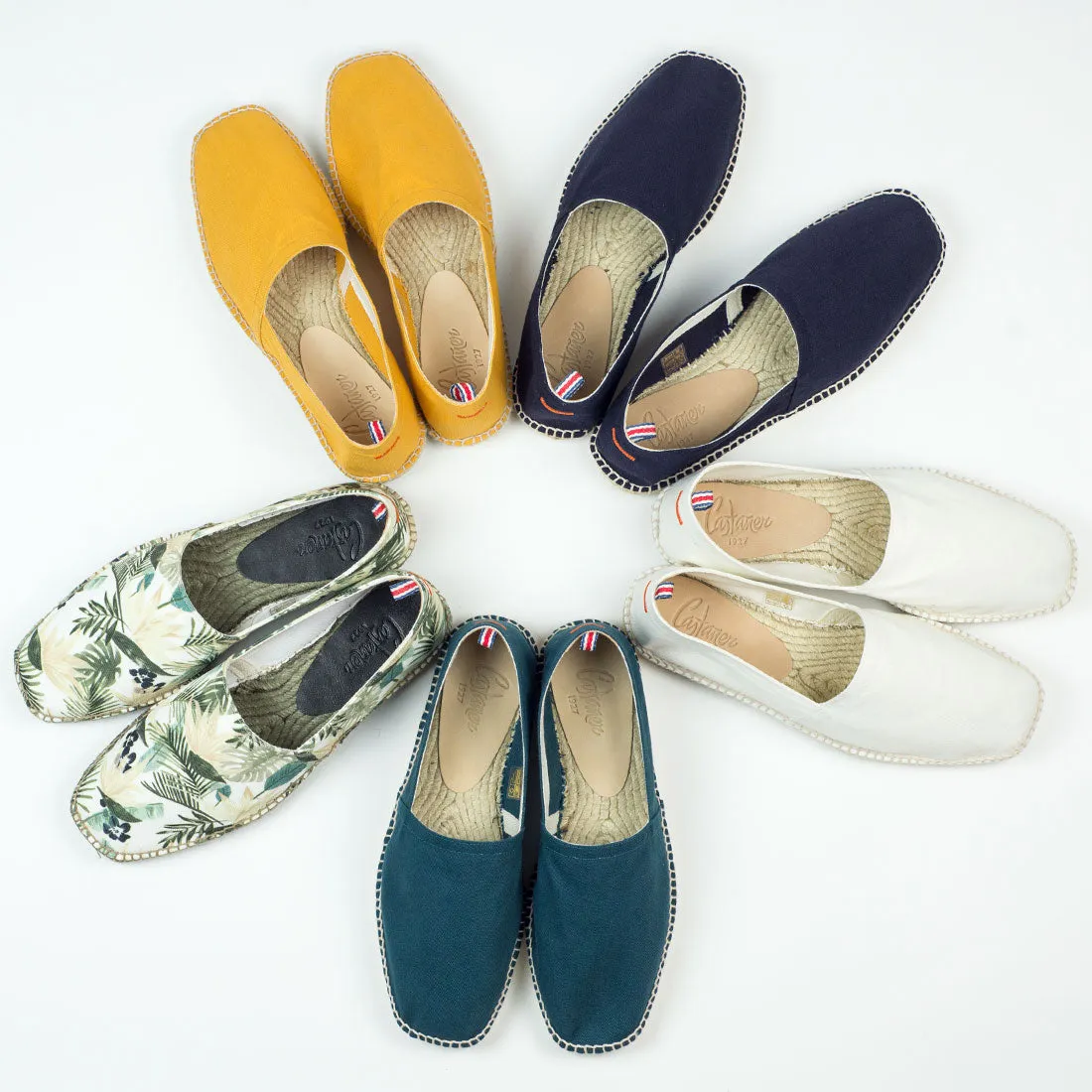 Navy espadrilles with natural sole
