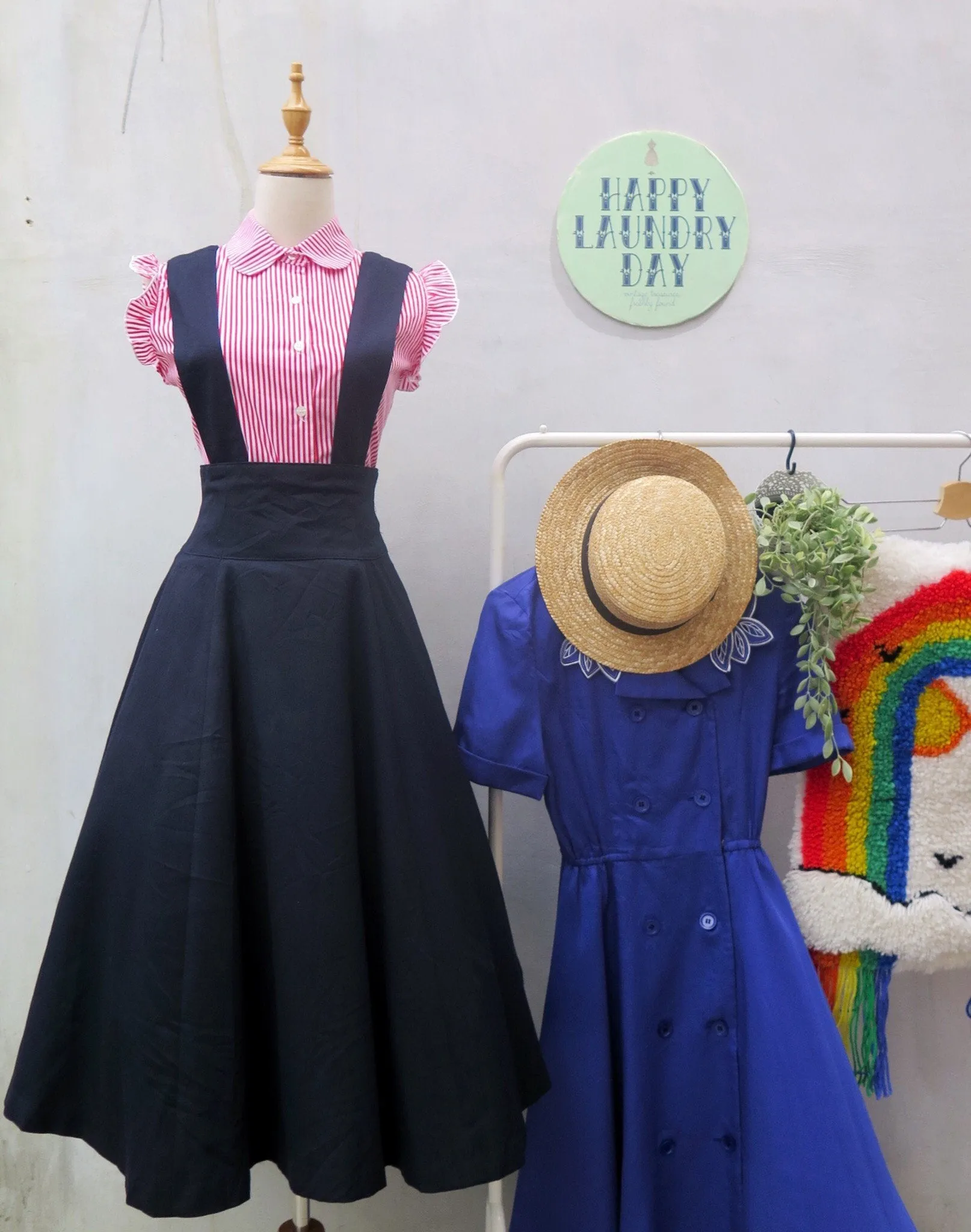 Preppy Heppy | Vintage 1960s 1970s Deep navy blue Pinafore skirt Dress with Removable straps