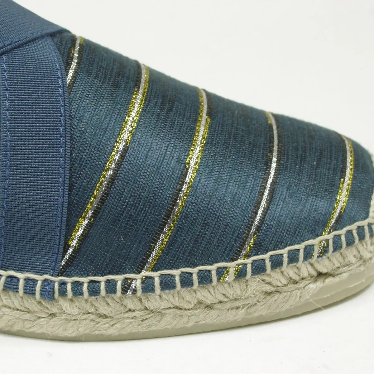 Vera Navy